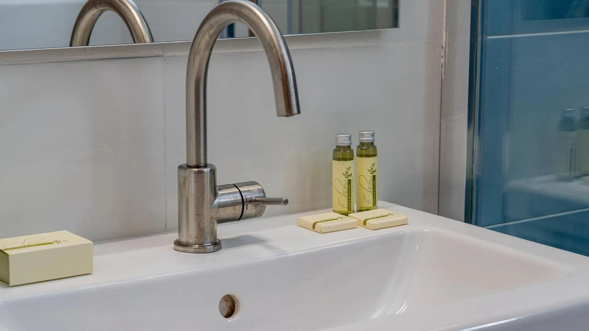 Aparthotel Dimore In Residenze Asproni 24 Cagliari Italy