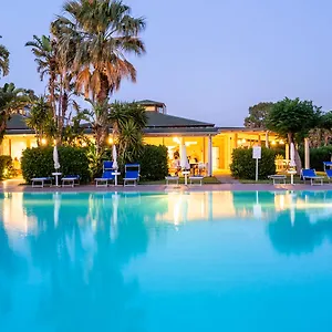 https://le-dune-beach-club.sicilyhotelsitaly.net